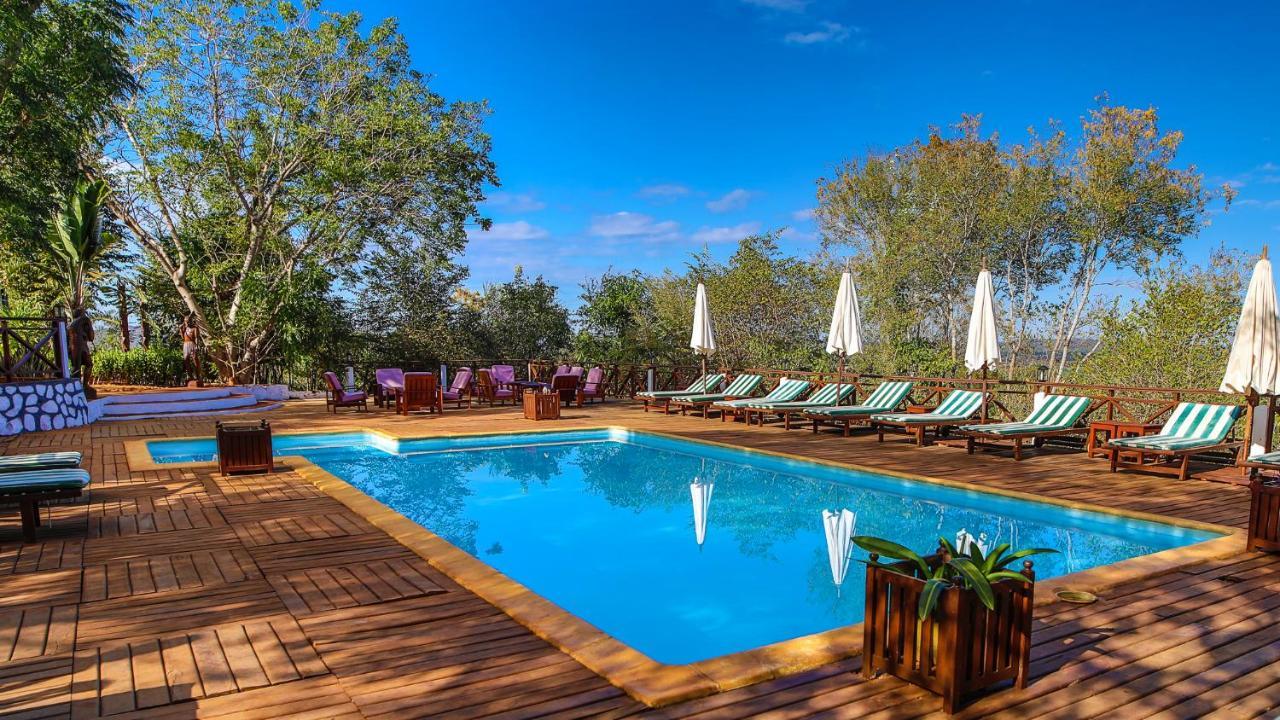 Olympe De Bemaraha Hotel Bekopaka Exterior photo
