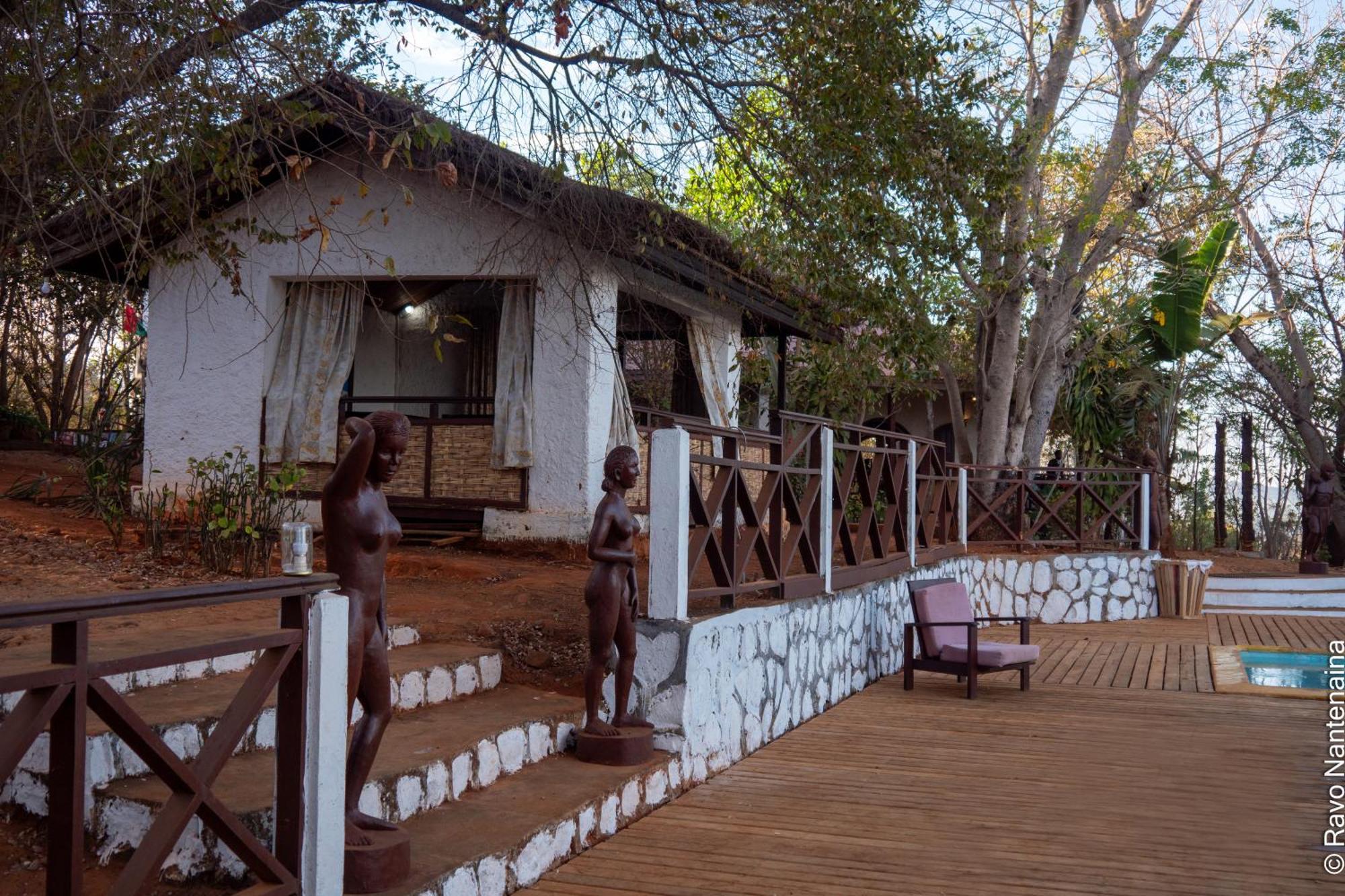 Olympe De Bemaraha Hotel Bekopaka Exterior photo
